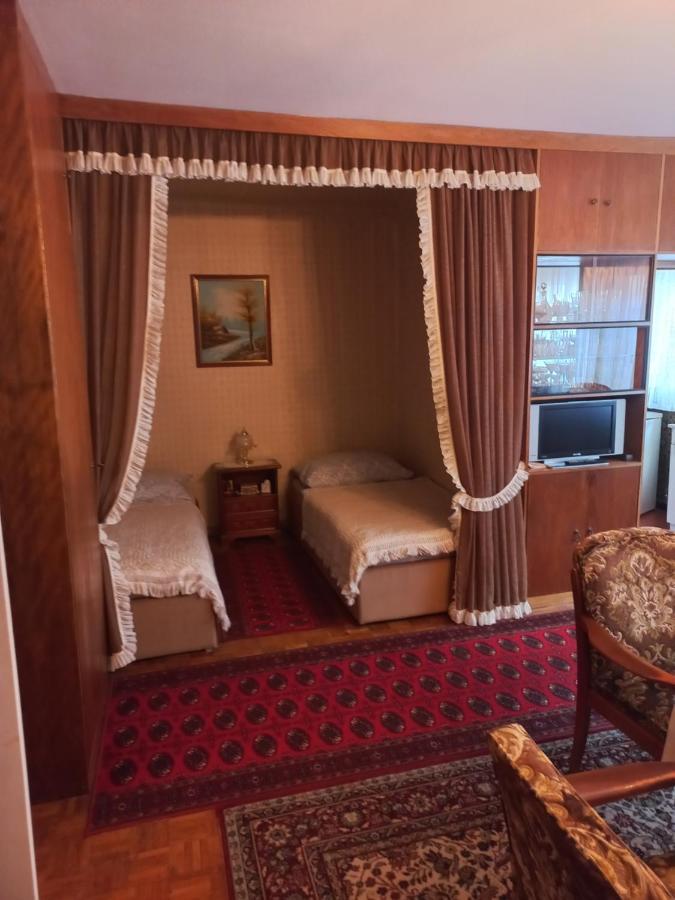 فيينا Ferienwohnung ,,Wohnen Wie Zu Grossmutter'S Zeiten'' المظهر الخارجي الصورة