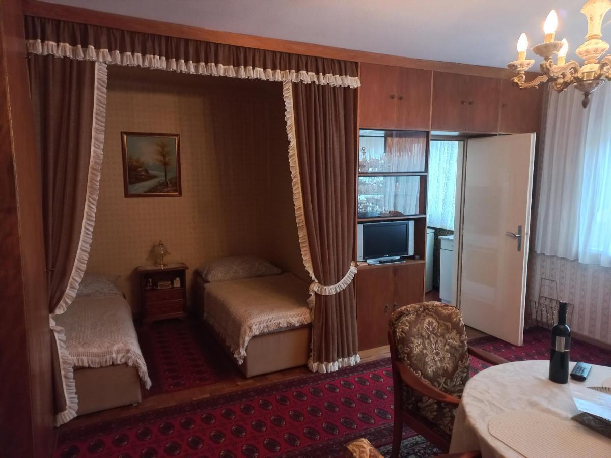 فيينا Ferienwohnung ,,Wohnen Wie Zu Grossmutter'S Zeiten'' المظهر الخارجي الصورة